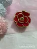 Novo Grampo de Garra Exquisito Flor de Rosa Coreano para Mulheres, Grampo Tubarão Romântico Dupla Face 3D, Acessório de Cabelo Garra de Cabelo Elegante Cor Vinho