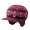 Gorro de invierno para mujer, mujer mayor, forrado de polar, cálido, gorro de lana tejido, gorro para mujer de mediana edad y mayor, gorro con orejeras de pico forrado de polar