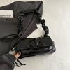 Bolsa de Axila Plissada de Nicho Feminina 2025 Nova Moda Tendência Vermelha Bolsa de Ombro Bolsa de Mão Versátil de Alto Nível
