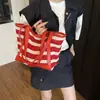 Bolsa Grande Listrada com Recortes para Mulheres 2026 Nova Moda Bolsa Tote para o Dia a Dia Bolsa de Ombro Simples Casual de Verão