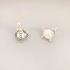 Qingdao joyería Japoneses y coreanos frescos Incrustados de diamante perla cultivada pequeños moda 925 plata aguja simples aretes de botón para mujeres Venta al por mayor