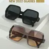 Nuevas Gafas de Sol Retro de Marco Grande y Forma Polygonal, Versátiles para el Trayecto Diario, Bloqueo de Color, Imprescindibles para Actividades al Aire Libre