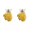 Pendientes Super Hada Flor Amarilla Estilo Vacaciones para Mujeres 2026 Nuevos Pendientes de Viaje a la Costa Personalidad Nicho Pendientes Exagerados