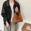 Bolso de mano de gamuza esmerilada con diseño de nicho estilo coreano para mujer, bolsa tipo nube plisada de gran capacidad, bolso de hombro y para el antebrazo