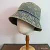Chapéu Bucket Jeans Retro Desbotado Pequeno Floral Chapéu Bucket Jeans Atmosfera de Nicho Chapéu Emagrecedor para Cobrir o Rosto para Mulheres