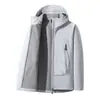 Chaqueta Pequeña para Mujer de Exterior Tres en Uno 2025 Nuevo Otoño Cortavientos e Impermeable Chaqueta de Montañismo 83888