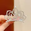 Tocado de corona de alta gama para niños, regalo de cumpleaños para niñas para el Día del Niño, accesorio para el cabello de corona, peine para el cabello de perlas y pedrería para niñas
