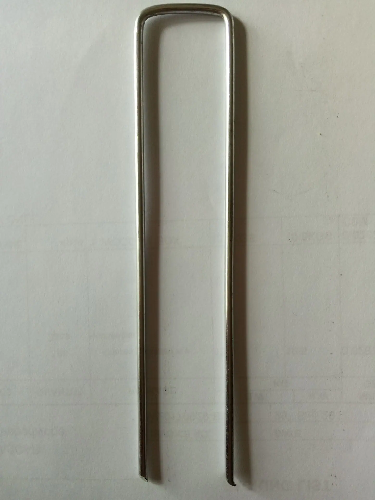 3mmx3x15cm Galvanized Sod Stap
