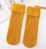 Calcetines de Cachemir para Otoño e Invierno para Mujer de Media Pantorrilla Forrados de Felpa Engrosados con Rayas Verticales Calcetines de Nieve Resistentes al Frío Cálidos para el Suelo Boca Suelta con Rizo