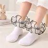 Calcetines de encaje mullidos para niñas transfronterizos, calcetines de princesa para baile, calcetines transpirables para niños, calcetines cortos dulces de encaje floral, al por mayor