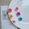 Accesorios mayoristas de pétalos brillantes y coloridos de flor de cerezo y flor de durazno para manualidades DIY, diademas infantiles, ropa, fundas de teléfono, zuecos y bolsos