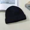 Chapéus de Lã, Chapéus de Tricô para Outono e Inverno, Chapéus Tendência de Marca para Homens e Mulheres (Estilo Pele de Melão), Estilo Coreano, Estilo Japonês, Chapéus à Prova de Frio e Quentes, Processado e Personalizado