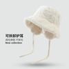 Chapéu de pescador de inverno estilo japonês com proteção auricular para mulheres, reforçado com veludo, moderno e versátil, de pelúcia removível, imitação de pele de coelho