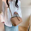 Bolso de Mano Pequeño Estilo Coreano de Moda 2025 Nueva Moda Bolso Cruzado Retro Simple Venta al por Mayor