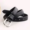 Cinto Feminino Preto de Couro Genuíno com Fivela de Cinto para Jeans Nova Fivela Prateada Cinto de Cintura Versátil Retrô Feminino Cinto de Couro em Estoque