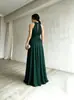 2026 Vestido largo de noche elegante de alta gama transfronterizo europeo y americano sin mangas con pliegues y cintura ceñida para banquetes
