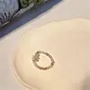 Anillo de Cuentas de Cristal de Diseño Único para Mujer, Anillo de Dedo de Oso de Lujo Ligero de Gama Alta, Joyería de Mano Individual de Moda al por Mayor