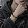 Estilo europeo y americano, pulsera de acero de titanio transfronteriza que no se decolora, ajustable, con un tacto lujoso y de alta gama, adecuada tanto para hombres como para mujeres, un accesorio moderno y versátil