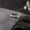Artesanía de Chiang Mai Estilo Tailandés Hecho a Mano Puro Plata Plata Lisa Anillo de Plata Maciza con Espalda Redondeada para Hombres y Mujeres Anillo Pulido Método Antiguo Plata S925