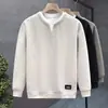 Moletom minimalista estilo americano para homens, tendência coreana de corte solto, estiloso, versátil e com design de duas peças falsas de manga longa