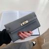 2024 Nueva Moda de Verano Clutch de Mujer de Color Puro con Textura de Guijarros Estilo Europeo y Americano Ranuras Multitarjeta Cierre Largo para Dinero