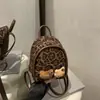 Bolso Exquisito y Elegante Retro de Peluche con Estampado de Leopardo para Mujer, Mochila Versátil Linda de Moda Nueva 2026 de Alta Gama
