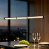 Lustre moderno minimalista em formato de barra longa para bar e restaurante, no estilo Bauhaus, inspirado na Itália, luxo leve, alta qualidade