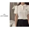 Camisa POLO da Moda Nova Verão 2025 com Bordado, Camiseta Jovem de Manga Curta, Top de Tricô Leve, Branco