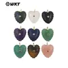 Wt-P2091 Colgante de Piedra Calcedonia Amazonita con Forma de Corazón Dulce y Único con Incrustaciones Pequeñas de Circonita y Gemas Texturizadas