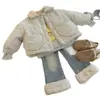 Chaqueta acolchada de algodón para niñas, nuevo estilo de invierno 2026, abrigo de moda con solapa de peluche, cómoda, cálida y de algodón grueso, chaqueta de algodón versátil