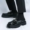 Sandalias de Media Punta para Hombre, Zapatos sin Cordones, Mocasines para Hombre, Zapatos de Cuero con Suela Gruesa que Aumentan la Altura, Zapatos Pequeños de Cuero de Comercio Exterior para Hombre
