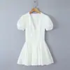 Vestido Blanco Primer Amor Mangas Abullonadas Francesas Reductoras de Edad Cuello en V Profundo Cintura Pura Deseo Vestido Adelgazante Falda con Costuras de Vacaciones