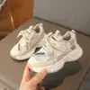 Zapatos Deportivos de Malla para Niños Modelo Nuevo Primavera y Otoño 2026 Zapatos de Papá Transpirables para Niños Zapatos Ligeros para Correr para Niñas