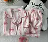 Conjunto de pijama feminino de duas peças, estampa fofa, manga longa, para primavera e outono, conjunto para ficar em casa, pode ser usado fora, cardigã, calça pantalona, calça comprida