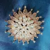 Broche Alto Sentido Moda de Nicho Versátil Estilo Lujo Ligero para Mujer Ramillete Camelia Accesorios para Bodas y Fiestas en stock Venta al por mayor