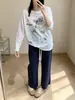 Camiseta casual linda de estilo coreano para otoño temprano, con bordado de dibujos animados, manga larga para mujer, top holgado transpirable con estampado, protector solar