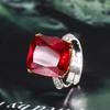 Anillo cuadrado de corindón de imitación de moda europea y americana chapado en oro de cobre Zhuang Shengsheng 2024 para mujer, 14 x 16