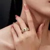Anillo de Plata de Ley S925 Estilo Hip-Hop Vintage con Incrustaciones de Moissanita y Acentos Negros, Anillo de Lujo y Gama Alta para Hombre en Estilo Europeo y Americano