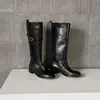 Botas de Caballero Versátiles Otoño/Invierno 2026 Botas Largas para Mujer Hebilla de Cinturón Nueva Puntera Redonda Tacón Medio Botas Altas de Ponerse Adelgazantes