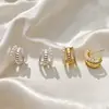 Moda de Nicho Design Simples Brincos de Tarraxa Multi-camadas de Zircônia e Pérola para Mulheres Exquisitos Leve Luxo Versátil Pequeno Brinco Atacado