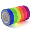 Fita de tecido fluorescente UV para atacado, fita fluorescente colorida fosca de alta aderência para marcadores de posicionamento de palco para equipe de fotografia