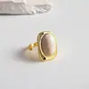 Anillo abierto redondo con diseño floral de goteo de aceite transfronterizo europeo y americano, anillo para dedo índice estilo vintage de lujo ligero, joyería de alta gama de lujo ligero para mujer