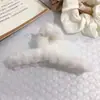 Presilha de Cabelo de Pelúcia Imitação de Pelo de Coelho Clip de Tubarão Grande Estilo Suave Acessórios de Cabelo Coreanos Outono e Inverno Venda por Atacado