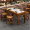 Mesa y Sillas de Madera Maciza Carbonizada China Restaurante de Comida Rápida Comedor Tienda de Snacks Tienda de Fideos Mesa de Comedor Combinación de Piedra Sinterizada Carbonizada Barbacoa Hot Pot