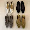 Zapatos de plataforma de terciopelo retro Chuyuji para aumentar la altura tipo rollo de huevo, nuevos para el otoño de 2026, bailarinas versátiles y elegantes