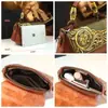 Bolso Pequeño Estilo Chino para Mamá 2026 Nuevo Vintage Cuero Tallado Bolso de Mano Elegante Cuero Genuino Nueva Gran Capacidad Estilo Étnico