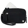 En stock Explosiones Transfronterizas Lulu Mismo Estilo Bolsa Transparente de PVC para Tarjetas Bolso de Muñeca Bolsa para Tarjetas Bancarias Cambio Bolsa para Teléfono Móvil Peludo