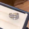 Anillo Abierto de Azúcar en Cubos Dorados Arreglado con Piedras Preciosas, Anillo Deslumbrante de Zirconia para Dedo Índice, Joyería de Alta Gama