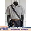 Camisa Polo Masculina de Verão com Padrão Espinha de Peixe Estilo Americano High Street, Manga Curta, Caimento Solto, Top Estiloso e Descolado