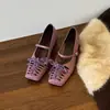 Zapatos de mujer Chuyuji estilo francés con tiras cruzadas huecas Mary Jane, nuevos de primavera, puntera cuadrada, tacón medio